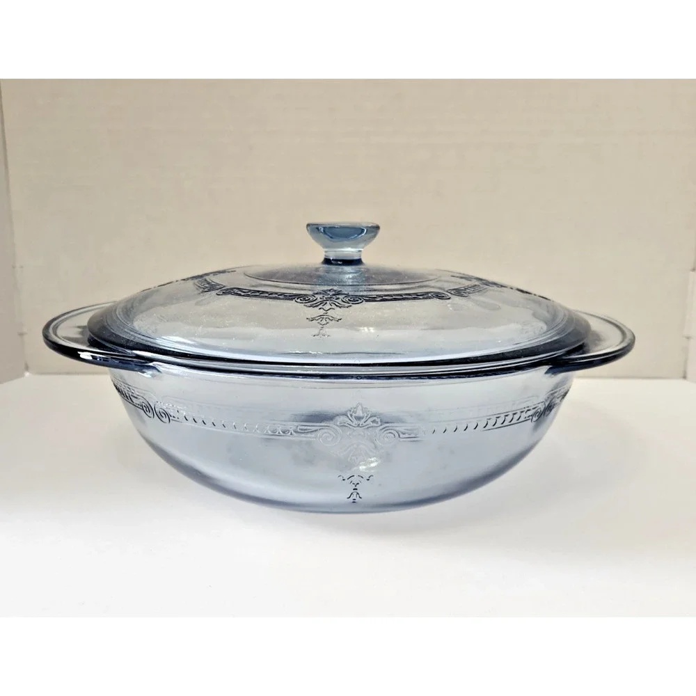 Anchor Hocking Philbe Sapphire Blue 2 qt. Round Covered Casserole Dish with Lid